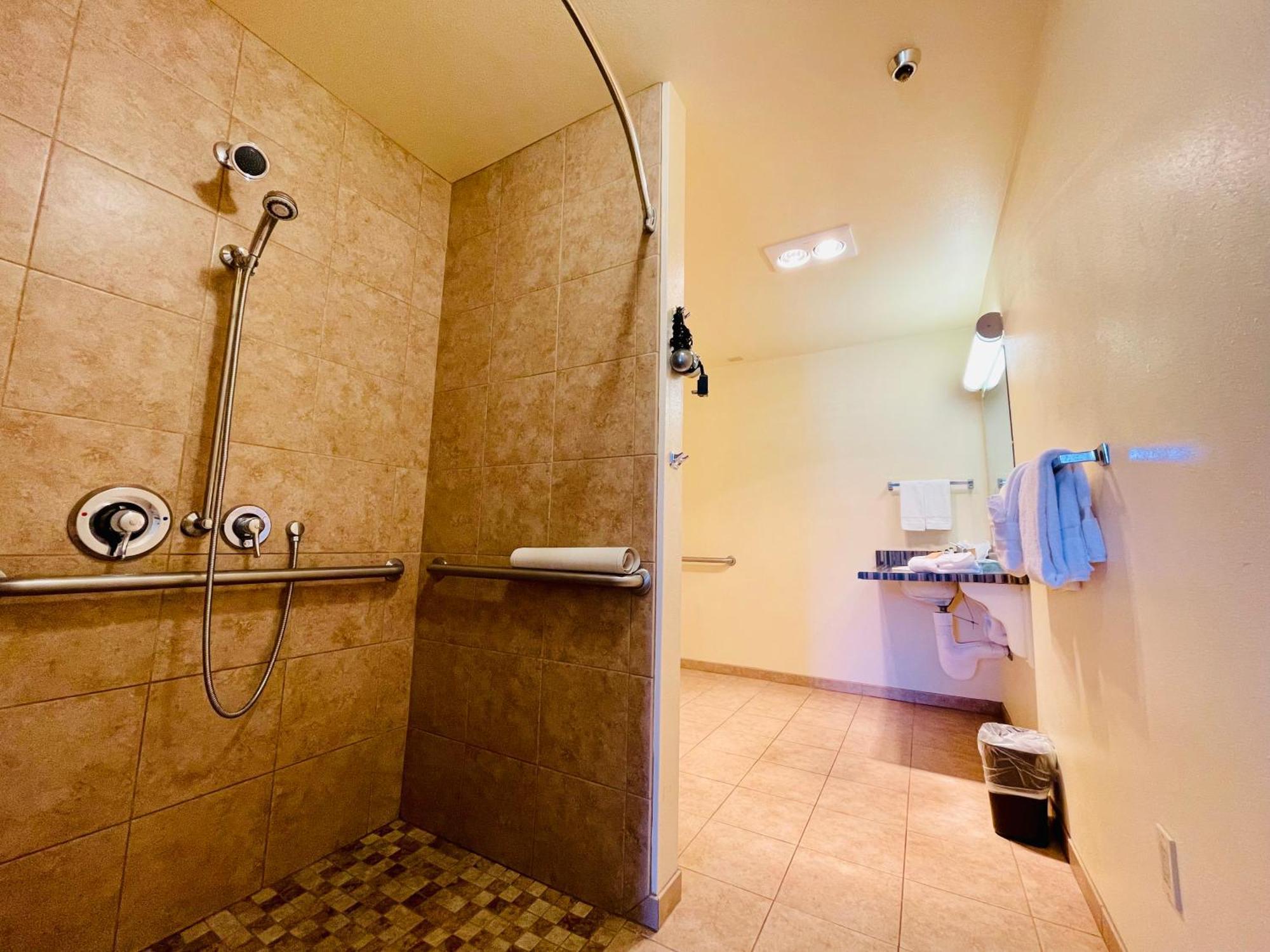 Seabird Lodge Fort Bragg Bagian luar foto